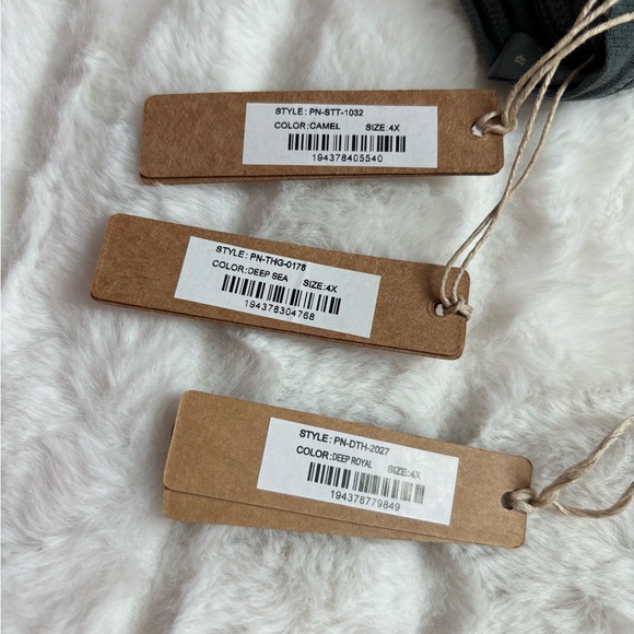 SKIMS 4x Panties Bundle 3/$28 - Picture 2 of 2